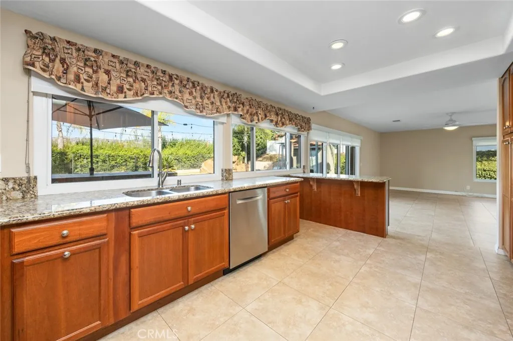19831 Caprice, Yorba Linda, California 92886 home-pic-23