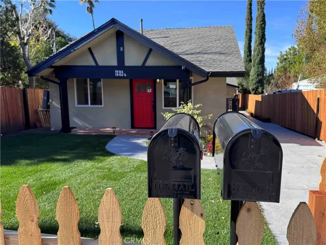 Main House - Two On A Lot