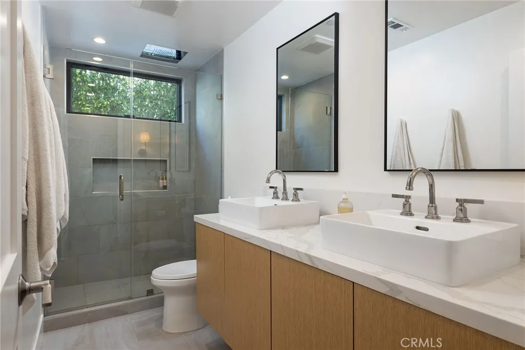 2012 Port Chelsea, Newport Beach, California 92660 home-pic-13