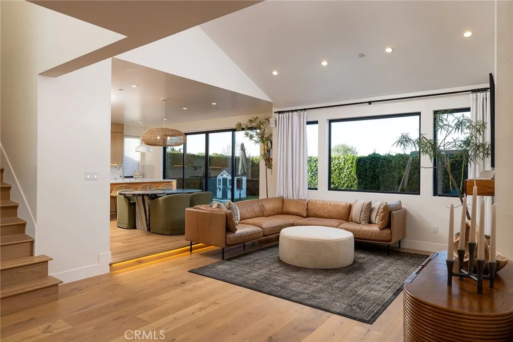 2012 Port Chelsea, Newport Beach, California 92660 home-pic-5