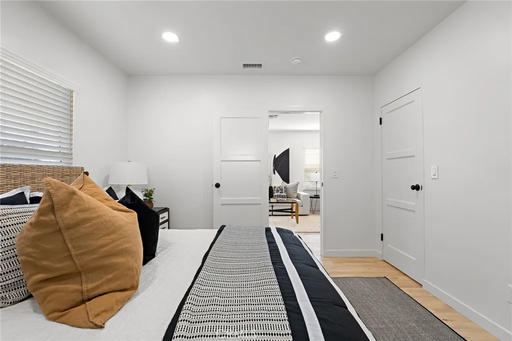 267 Olive Street, Claremont, California 91711 home-pic-22