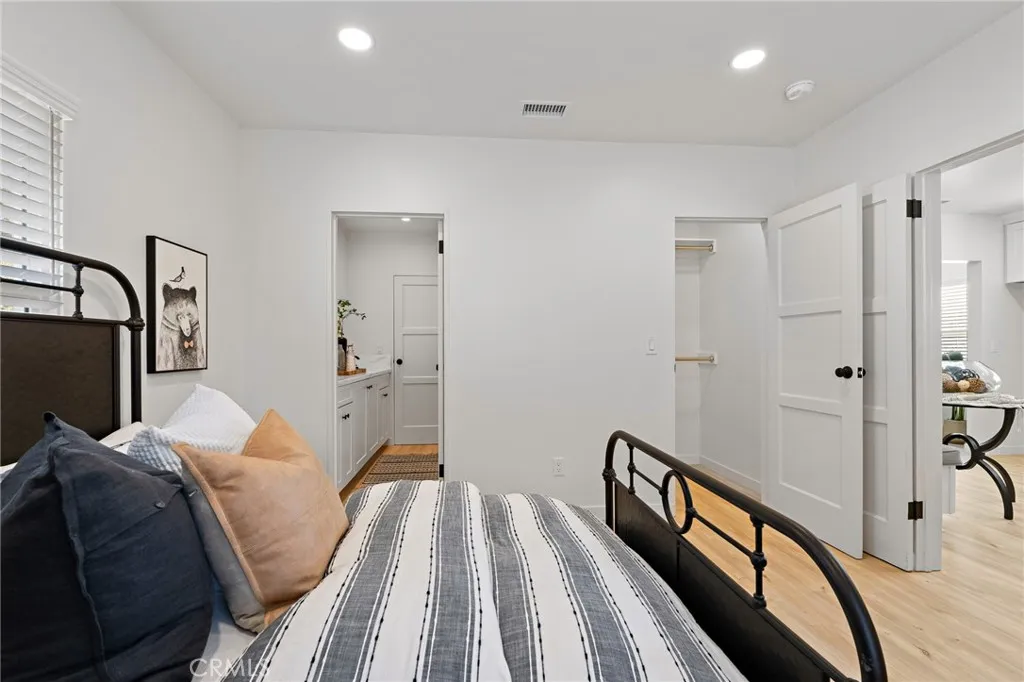 267 Olive Street, Claremont, California 91711 home-pic-16