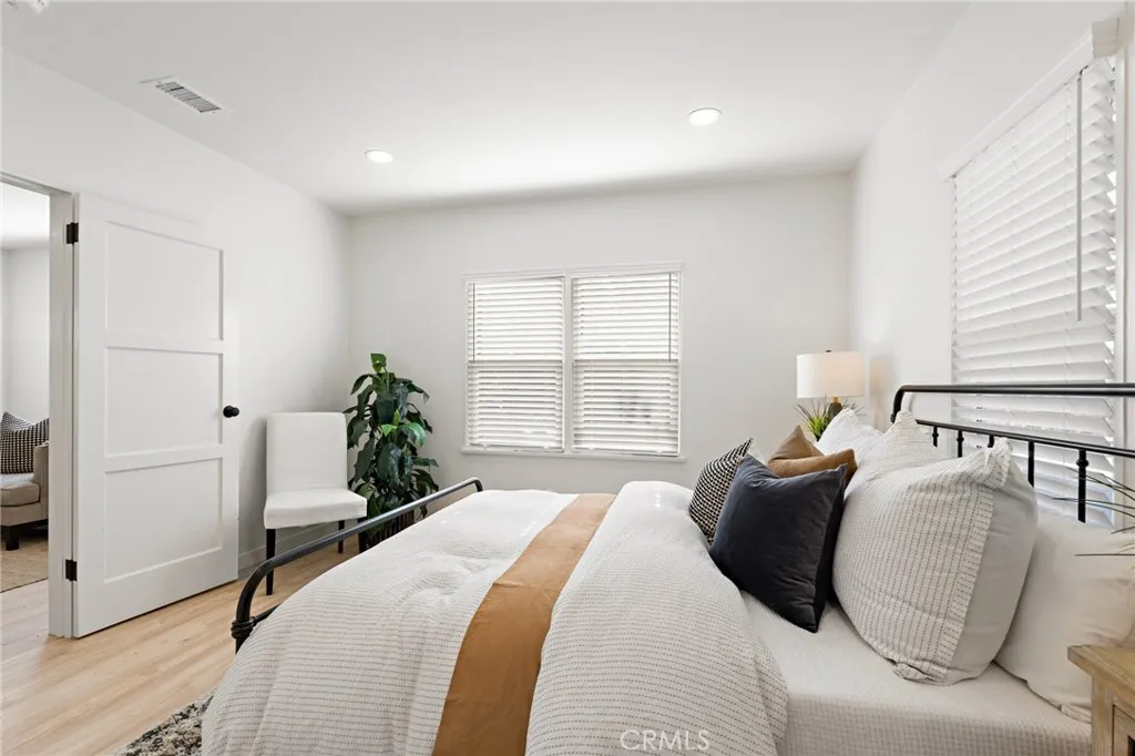267 Olive Street, Claremont, California 91711 home-pic-47