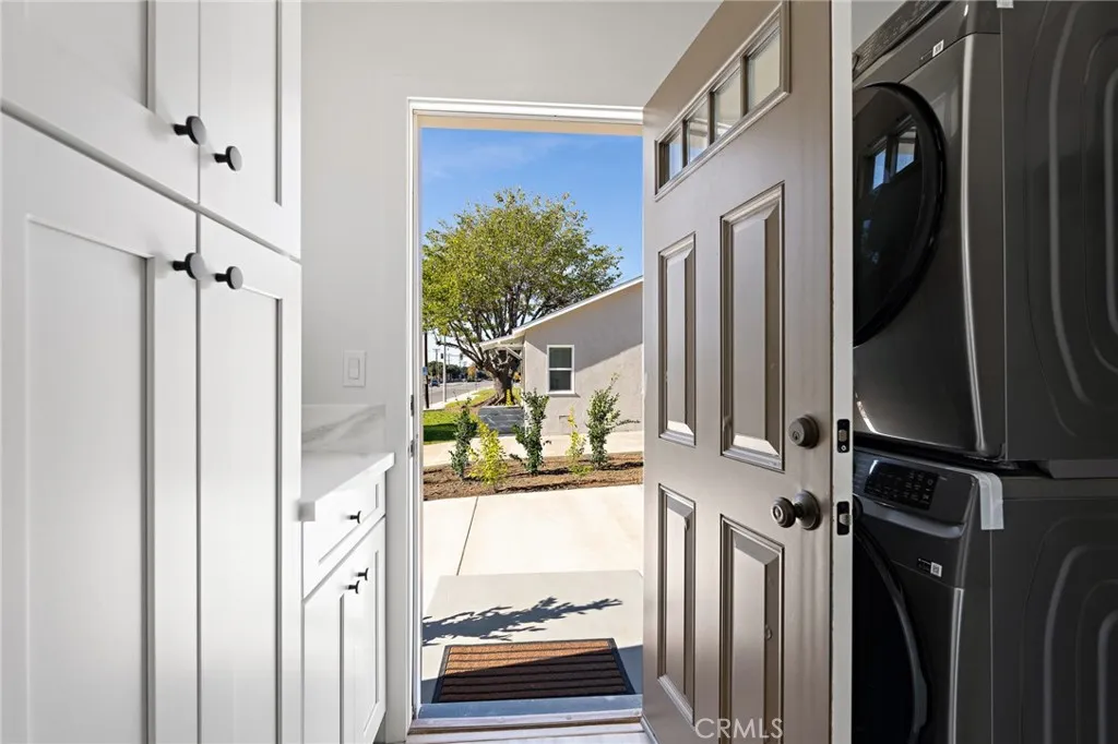 267 Olive Street, Claremont, California 91711 home-pic-25
