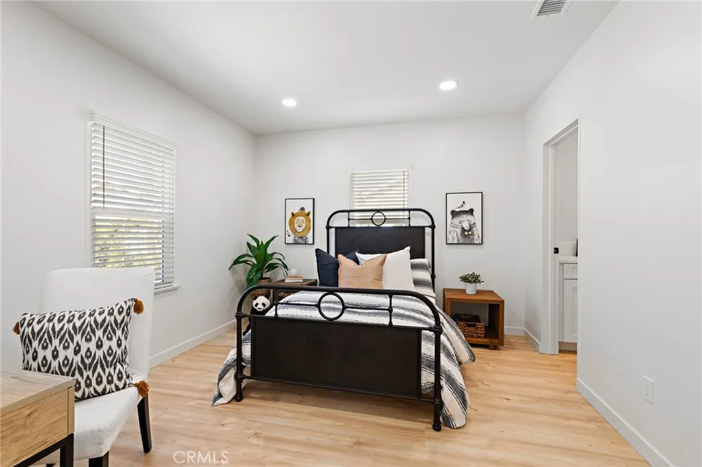 267 Olive Street, Claremont, California 91711 home-pic-13
