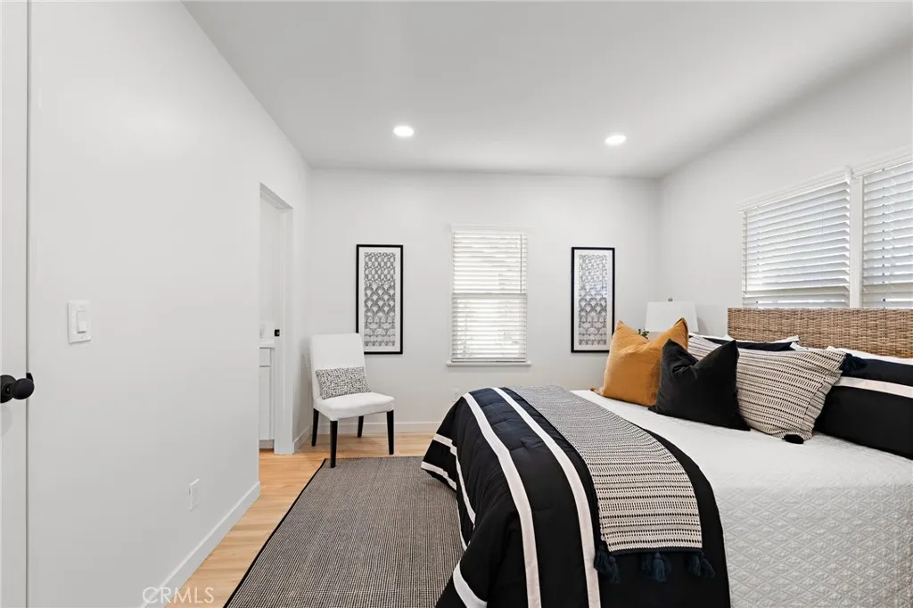 267 Olive Street, Claremont, California 91711 home-pic-20