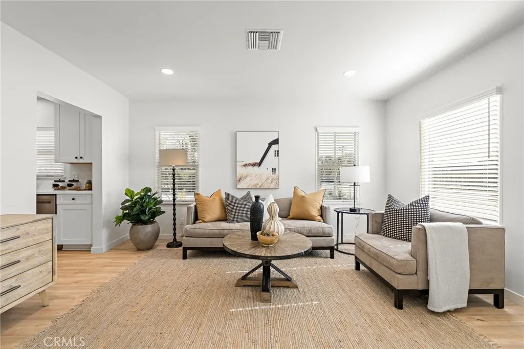 267 Olive Street, Claremont, California 91711 home-pic-41