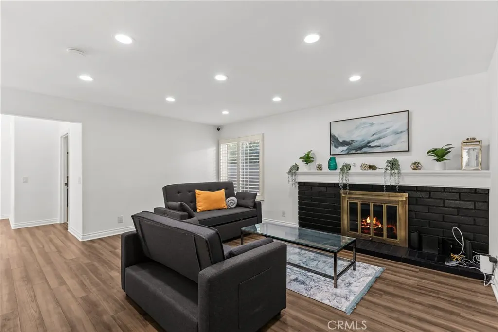 2624 S Griset, Santa Ana, California 92704 home-pic-14