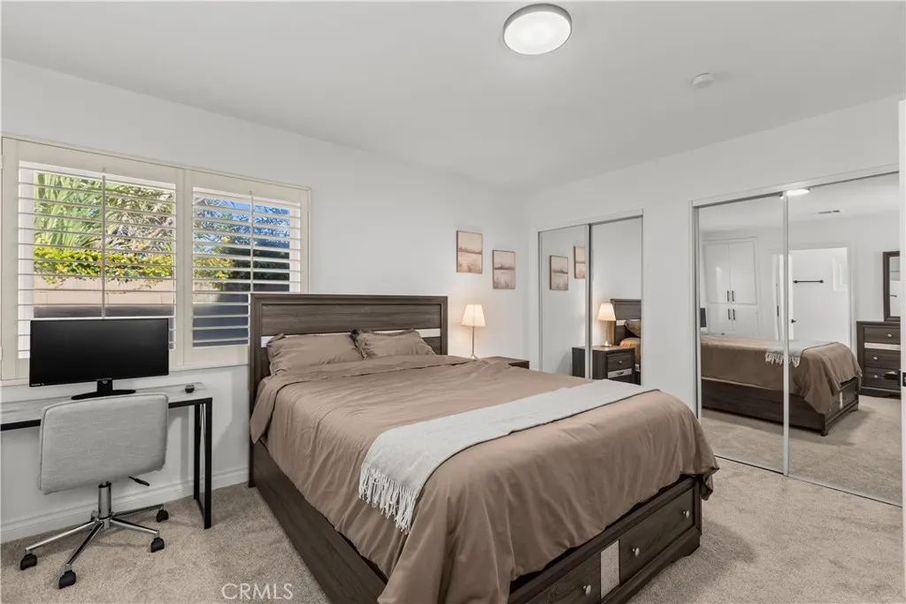2624 S Griset, Santa Ana, California 92704 home-pic-18
