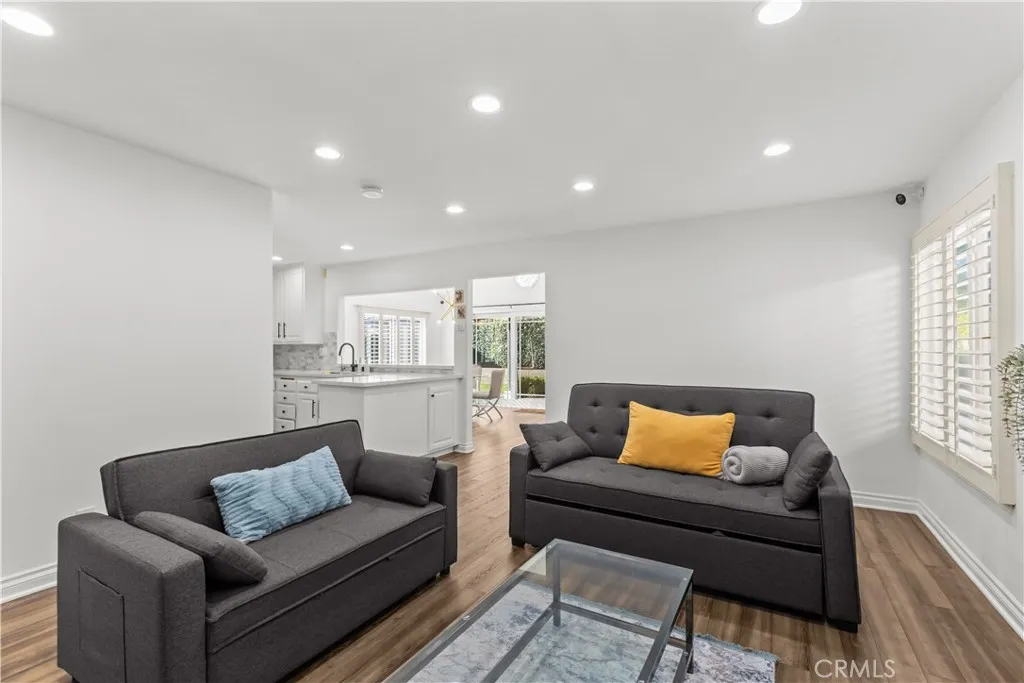 2624 S Griset, Santa Ana, California 92704 home-pic-15
