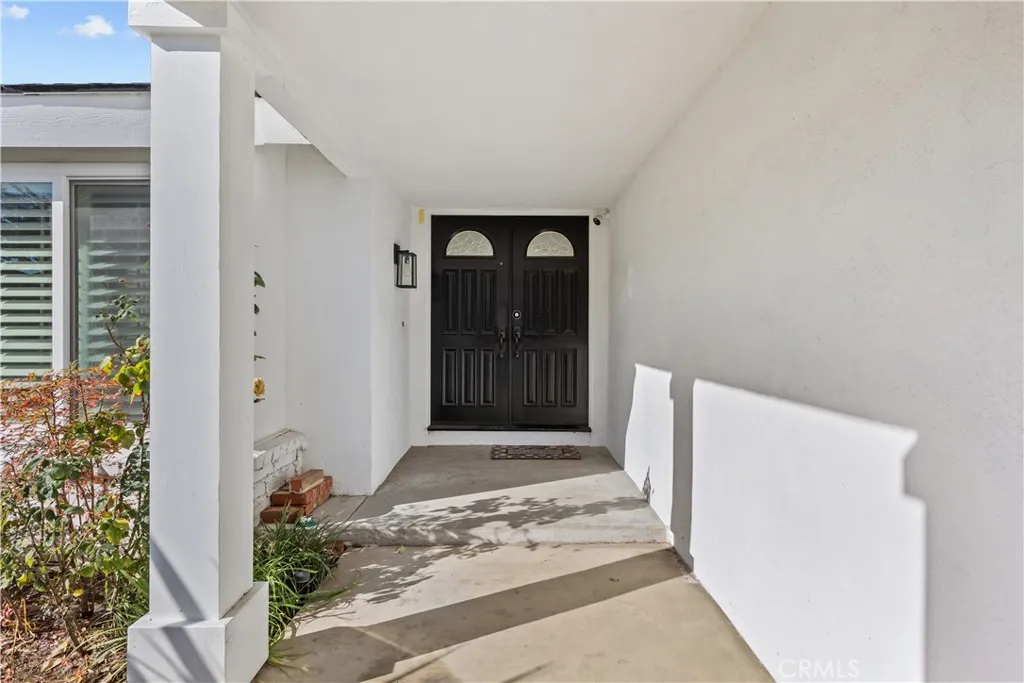 2624 S Griset, Santa Ana, California 92704 home-pic-2
