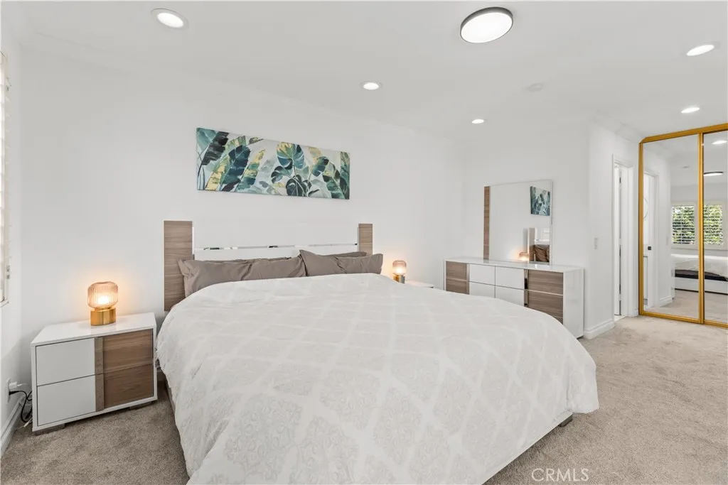2624 S Griset, Santa Ana, California 92704 home-pic-21