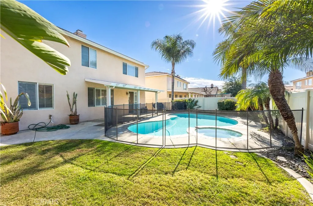 469 Memphis Court, Hemet, California 92545 home-pic-31