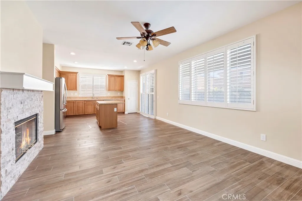 469 Memphis Court, Hemet, California 92545 home-pic-15
