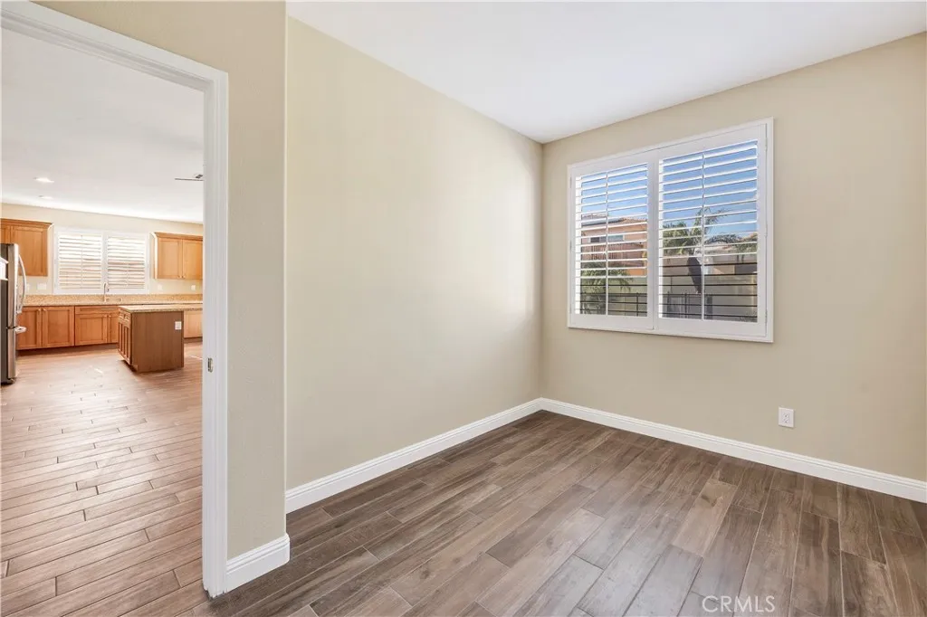 469 Memphis Court, Hemet, California 92545 home-pic-17