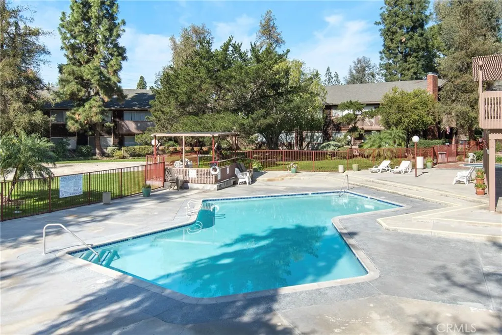 1076 B Cabrillo Park Drive C, Santa Ana, California 92701 home-pic-32
