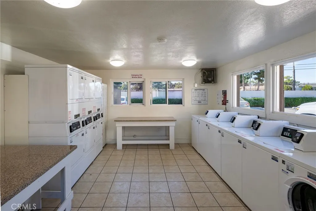 1076 B Cabrillo Park Drive C, Santa Ana, California 92701 home-pic-41