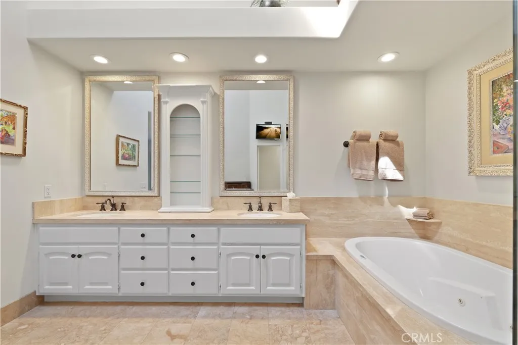 83 Ocean Vista 90, Newport Beach, California 92660 home-pic-29
