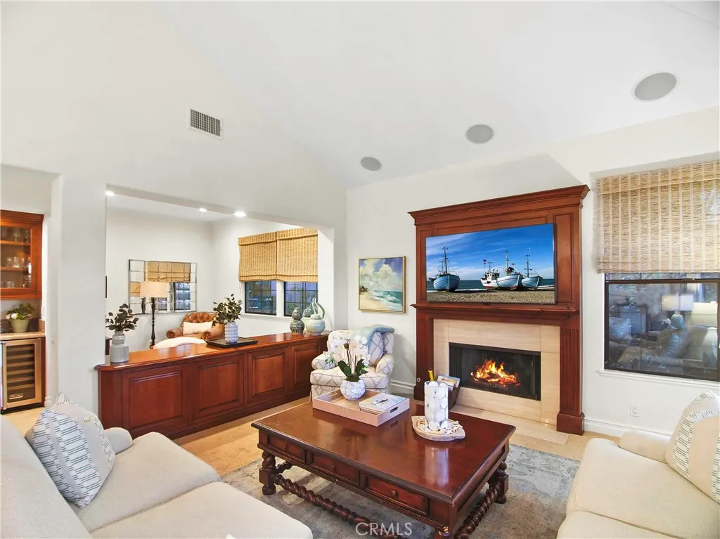 83 Ocean Vista 90, Newport Beach, California 92660 home-pic-10