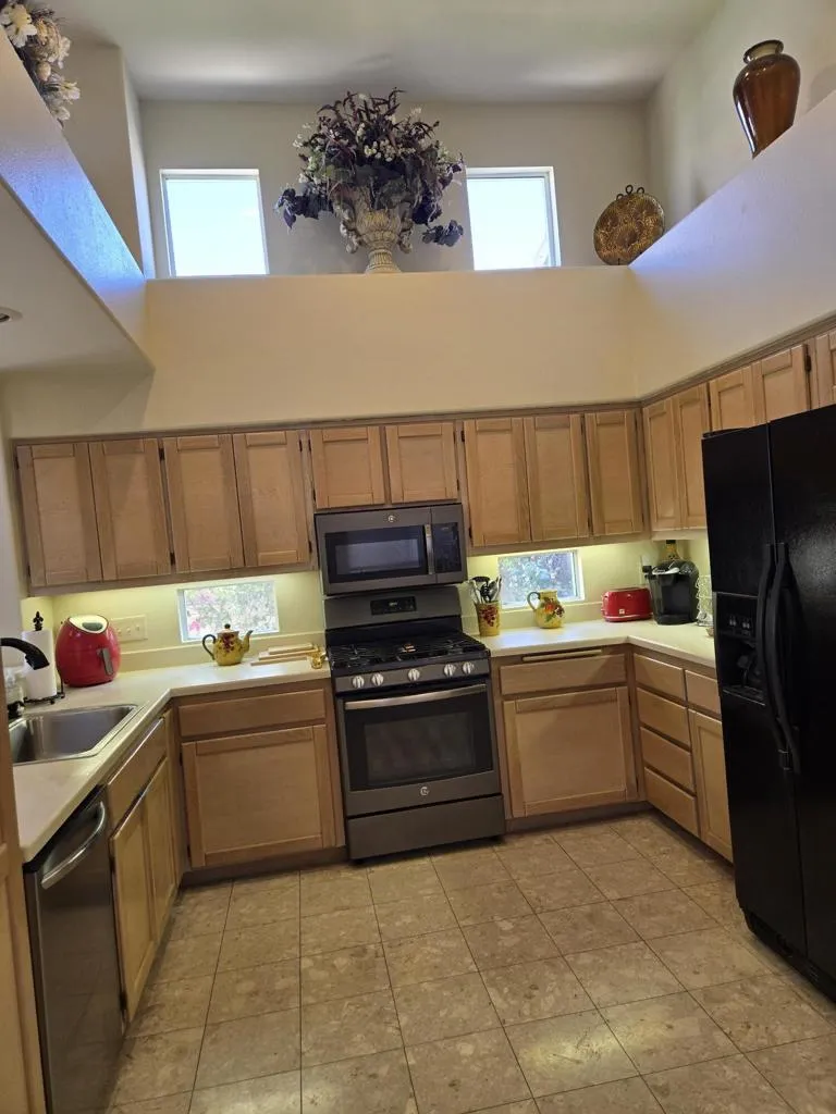 29597 E Trancas Drive, Cathedral City, California 92234 home-pic-12