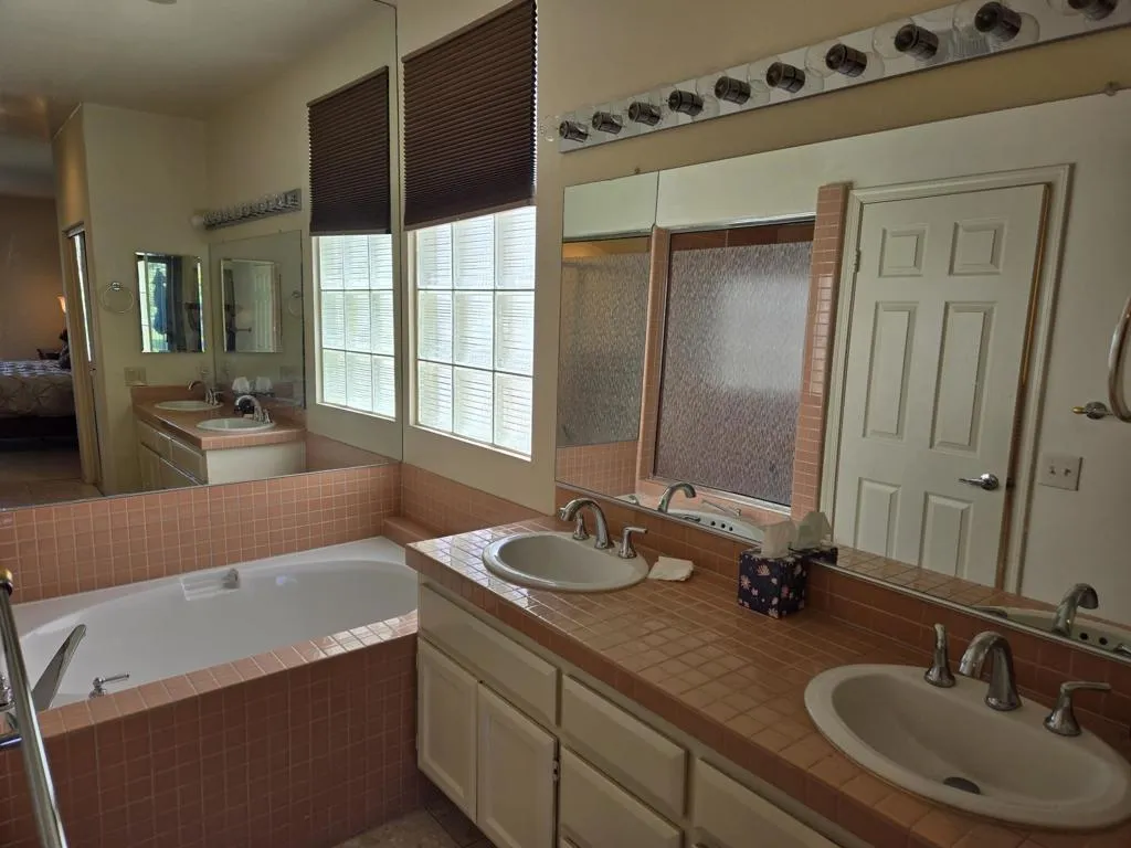 29597 E Trancas Drive, Cathedral City, California 92234 home-pic-23