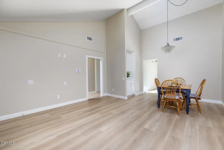17132 Village 17-11