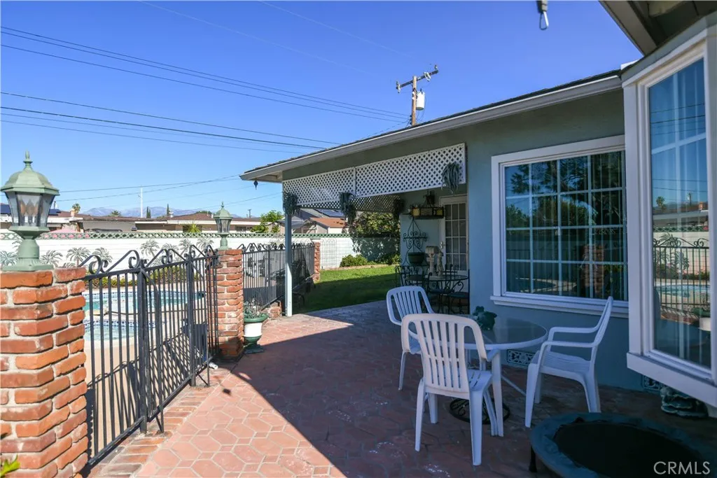 1417 E Verness, West Covina, California 91791 home-pic-23