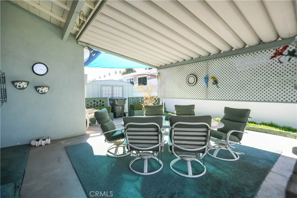 1417 E Verness, West Covina, California 91791 home-pic-21