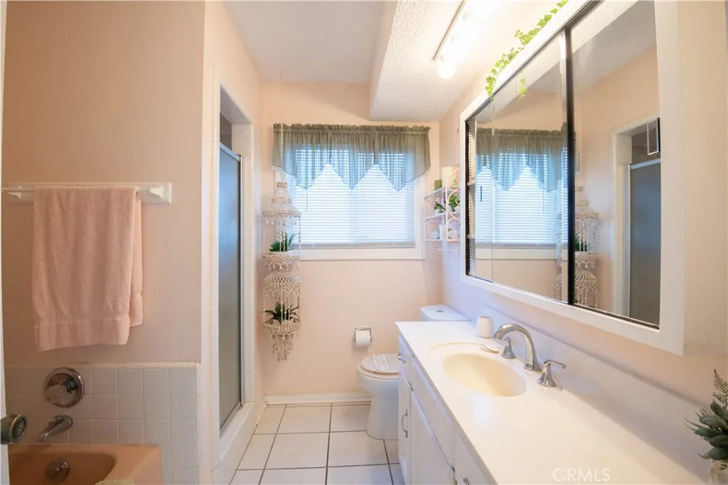 1417 E Verness, West Covina, California 91791 home-pic-14