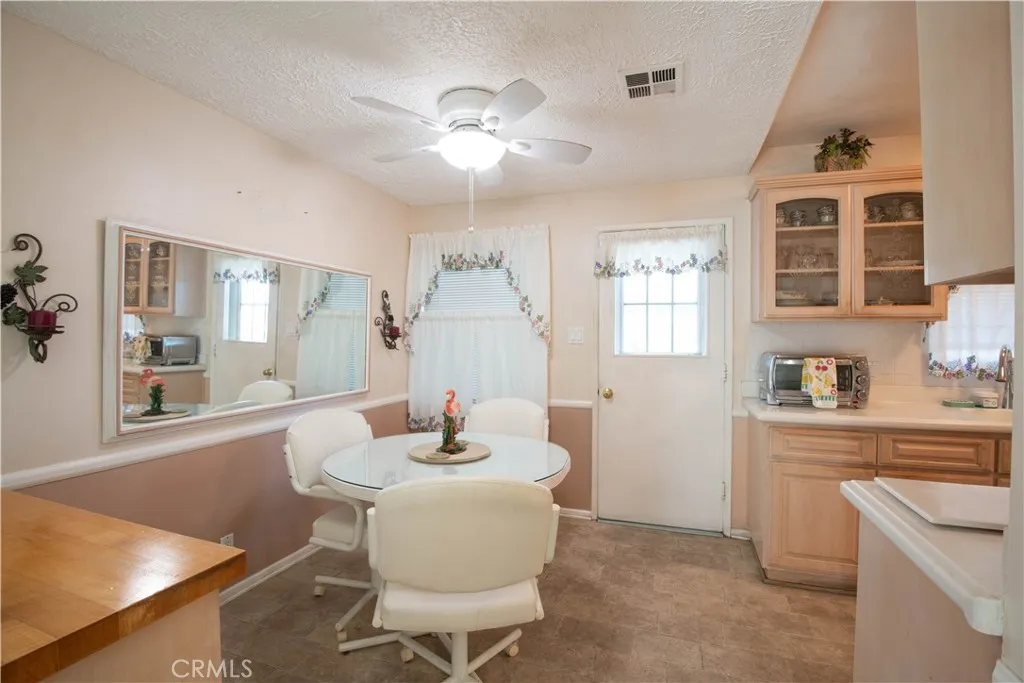 1417 E Verness, West Covina, California 91791 home-pic-8