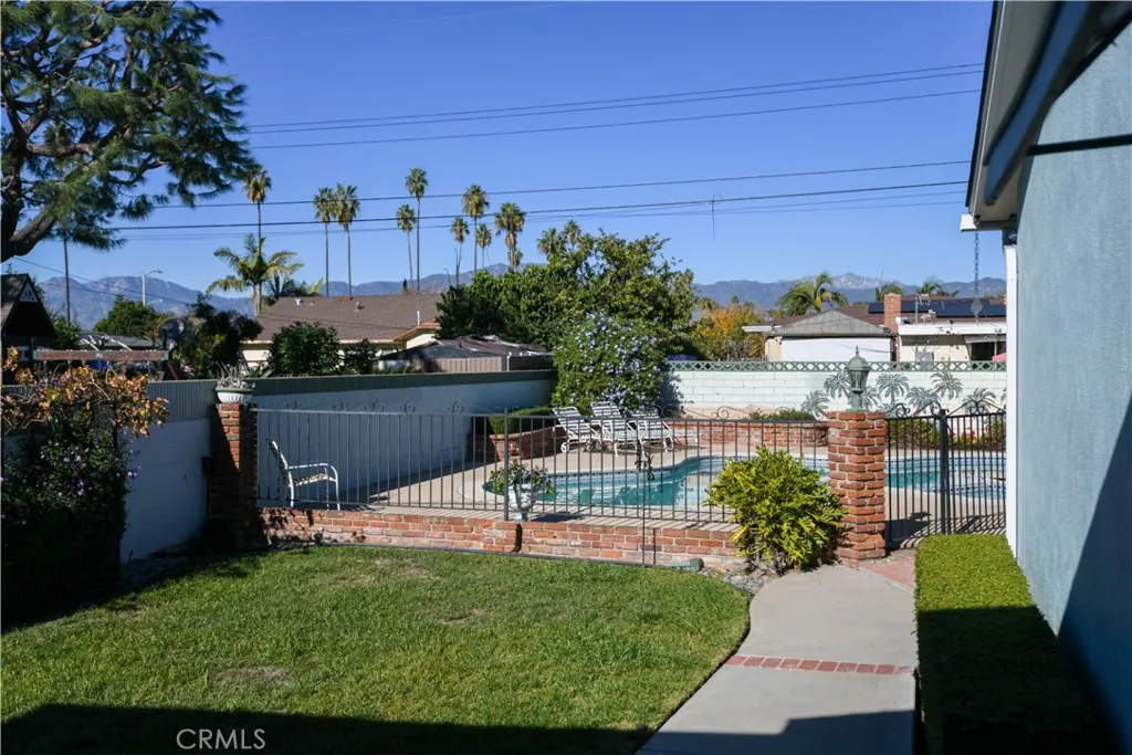 1417 E Verness, West Covina, California 91791 home-pic-20