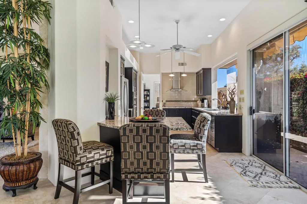 75762 Vista Del Rey, Indian Wells, California 92210 home-pic-19