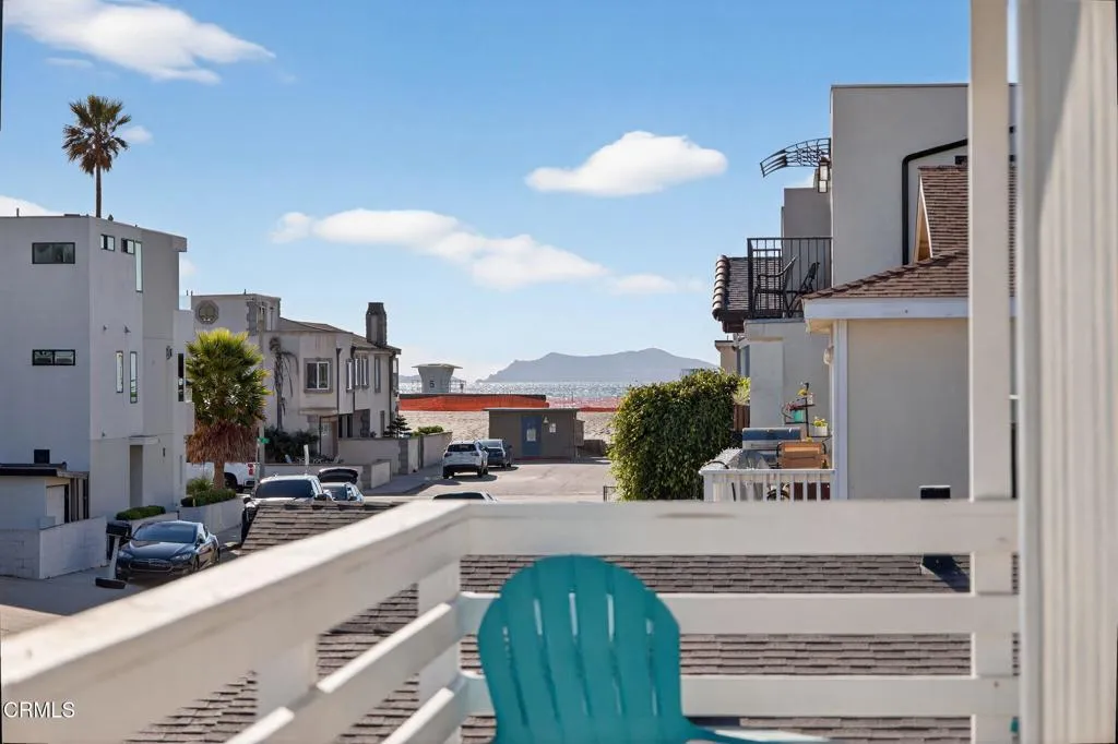 137 Santa Monica Avenue, Oxnard, California 93035 home-pic-32