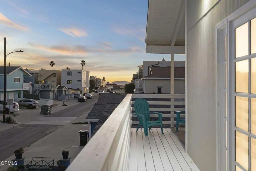 137 Santa Monica Avenue, Oxnard, California 93035 home-pic-4