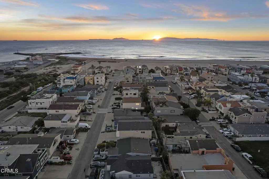 137 Santa Monica Avenue, Oxnard, California 93035 home-pic-47