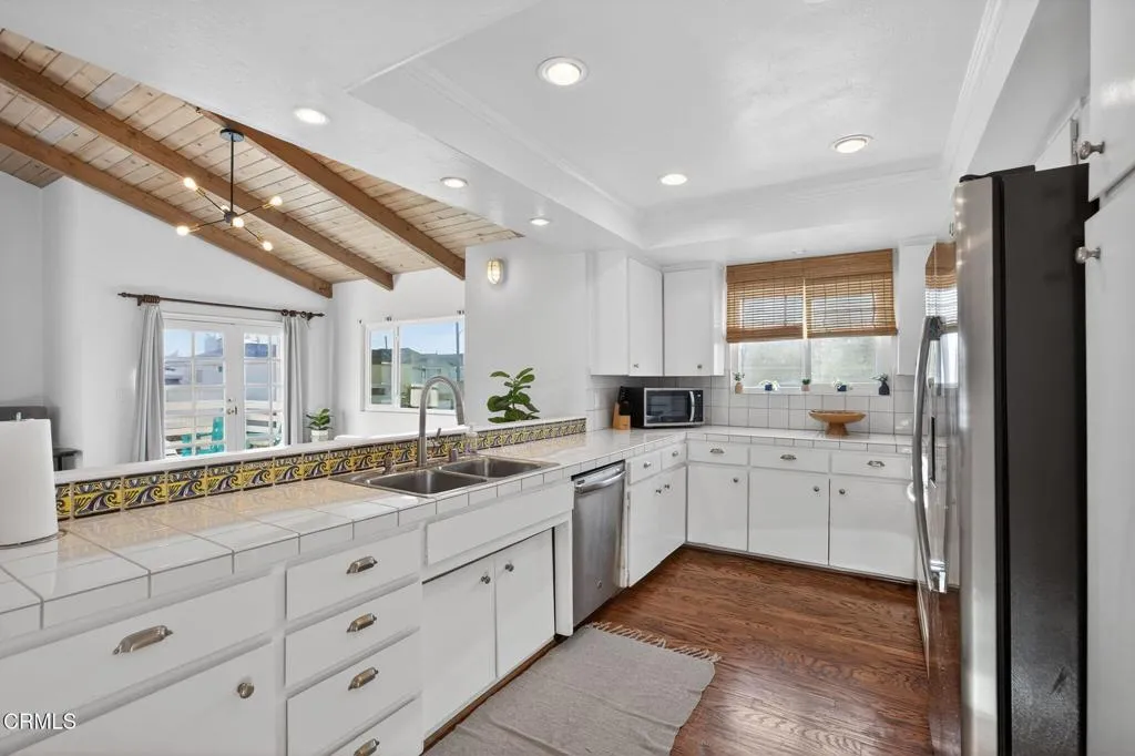 137 Santa Monica Avenue, Oxnard, California 93035 home-pic-19