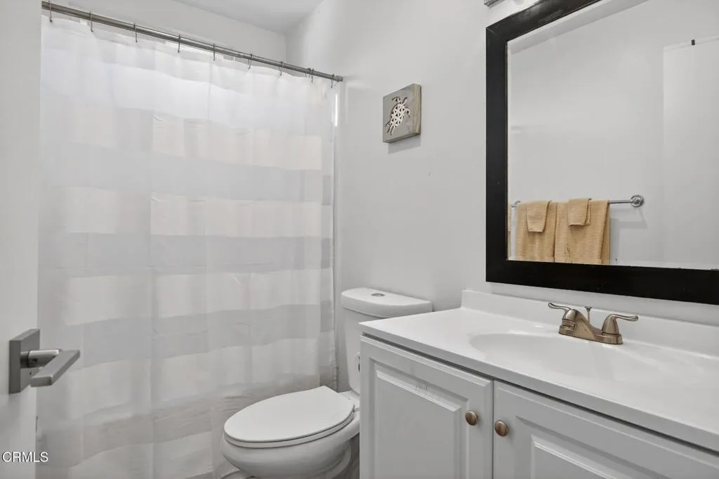 137 Santa Monica Avenue, Oxnard, California 93035 home-pic-44