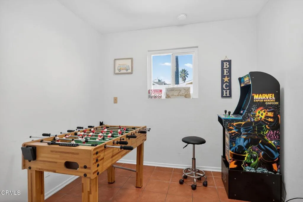 137 Santa Monica Avenue, Oxnard, California 93035 home-pic-40