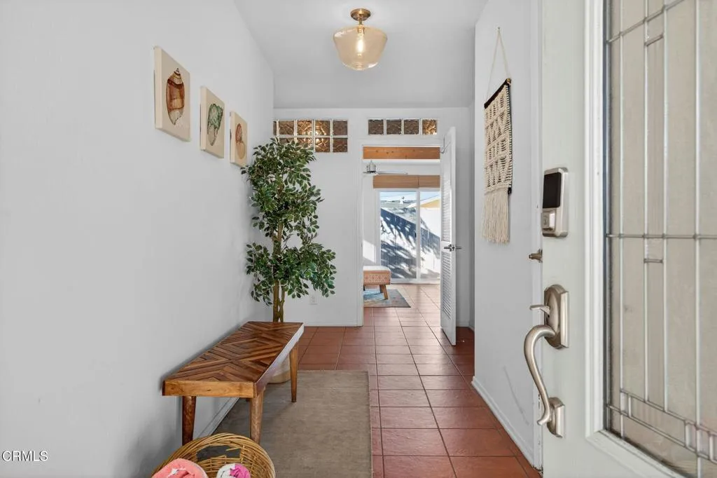 137 Santa Monica Avenue, Oxnard, California 93035 home-pic-34