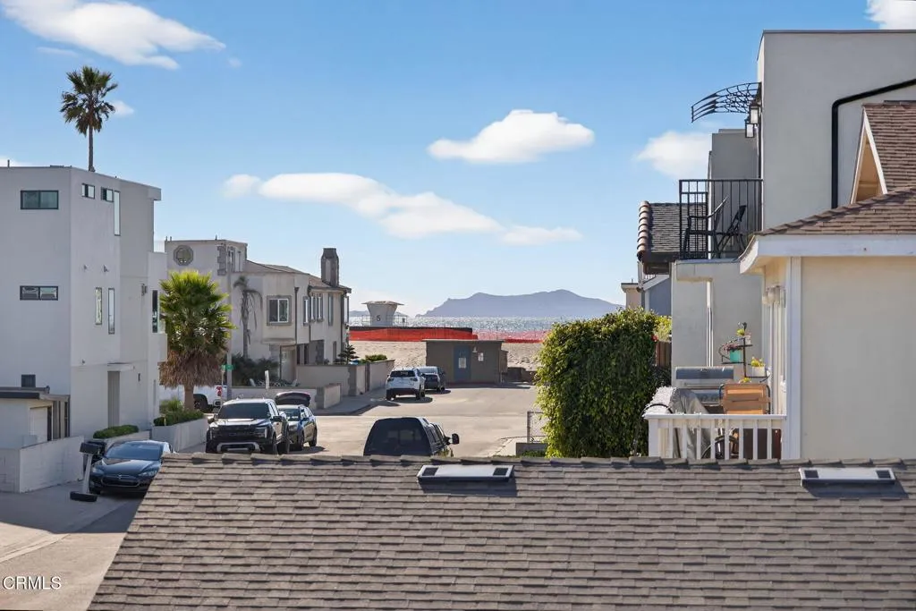 137 Santa Monica Avenue, Oxnard, California 93035 home-pic-33