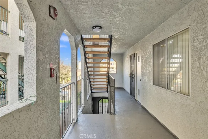 1061 Dawson, Long Beach, California 90804