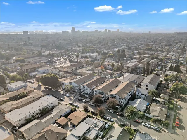 1061 Dawson, Long Beach, California 90804