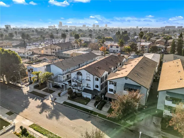 1061 Dawson, Long Beach, California 90804