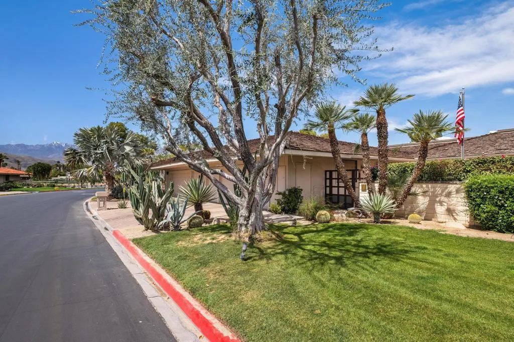 70 Columbia Drive, Rancho Mirage, California 92270 home-pic-2