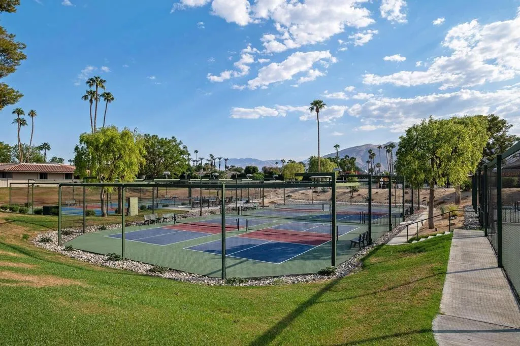 70 Columbia Drive, Rancho Mirage, California 92270 home-pic-46