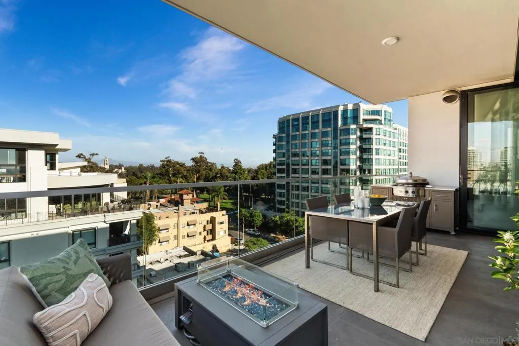2604 5th Ave 801, San Diego, California 92103 home-pic-27