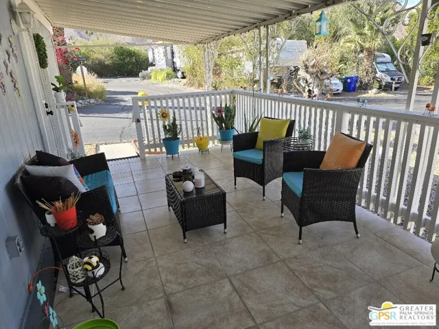porch pic 2