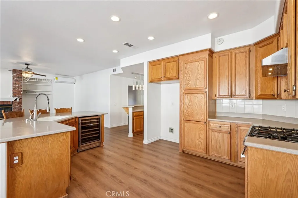 6594 Manzanita Court, Chino, California 91710 home-pic-12