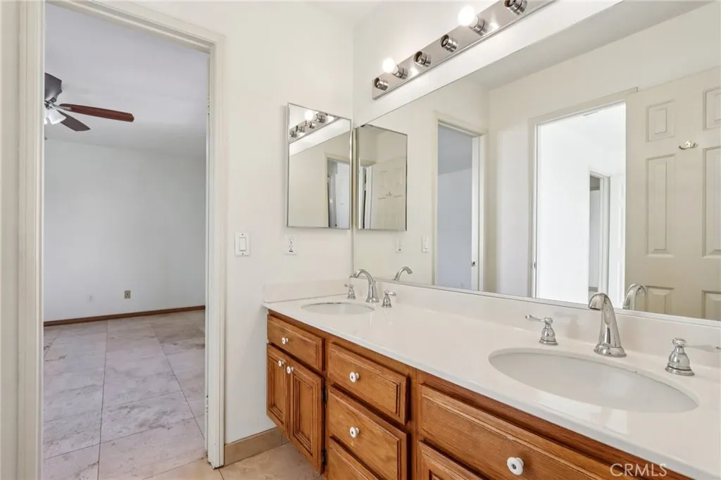 6594 Manzanita Court, Chino, California 91710 home-pic-33