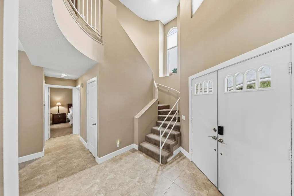 223 Desert Falls Drive E, Palm Desert, California 92211 home-pic-6